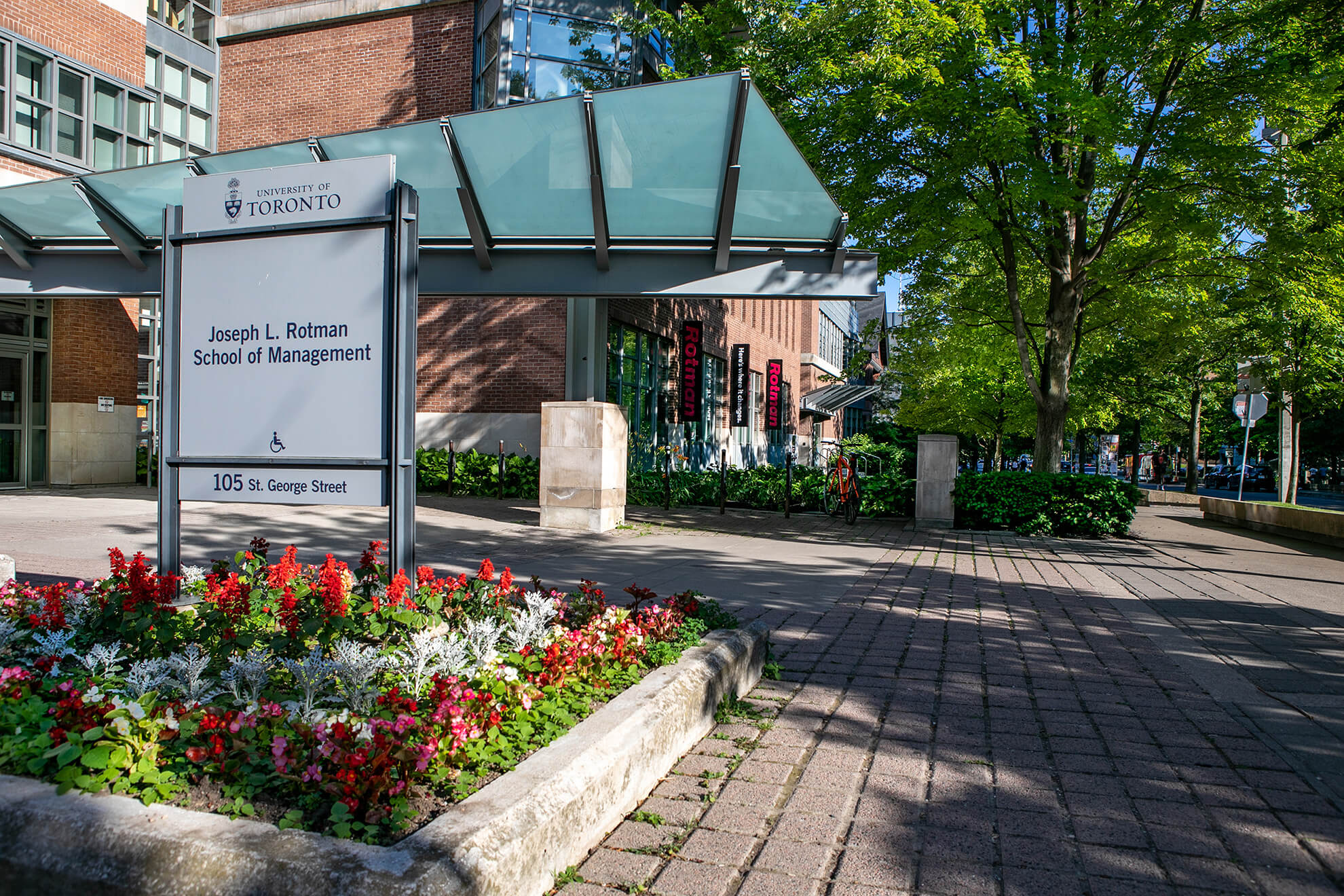 U of T Rotman School of Management